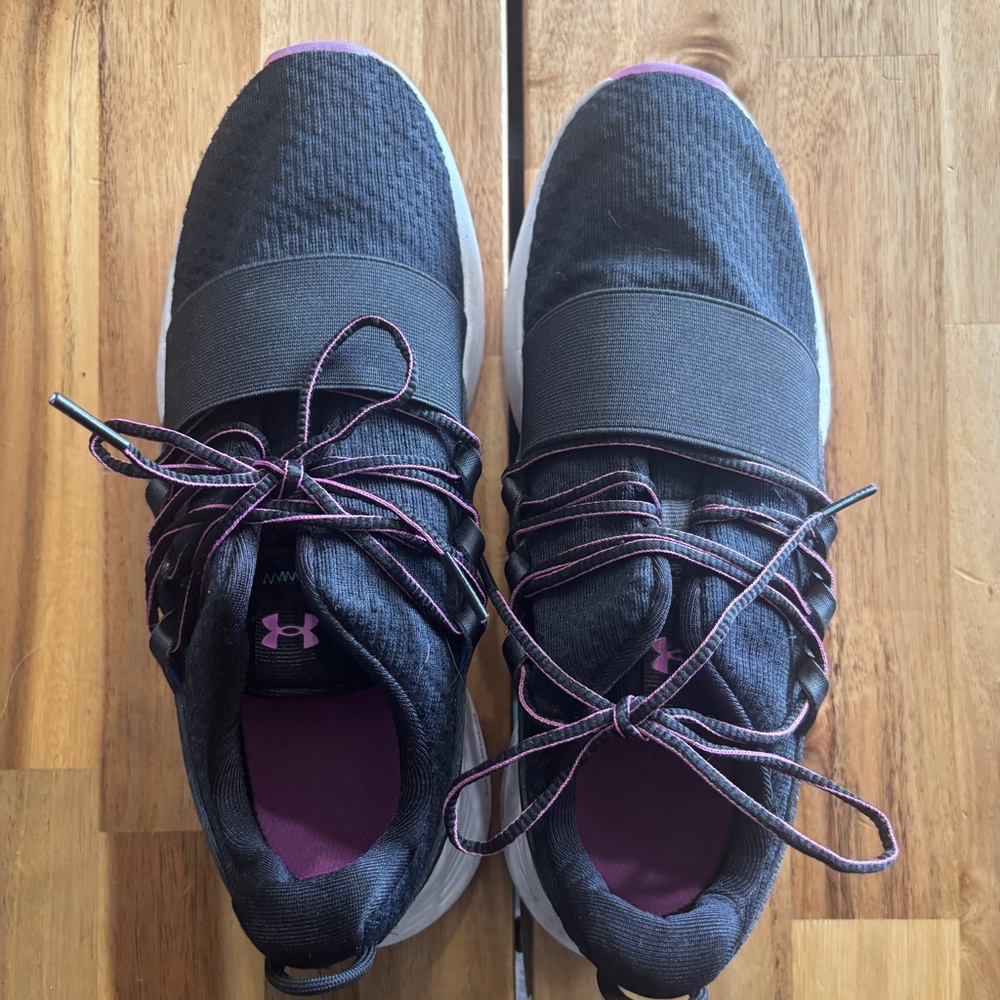 Under Armour Women's Black and Purple Sneakers